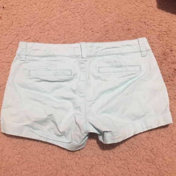 Light blue shorts - Picture 5 of 6